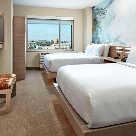 Cambria Hotel & Suites Anaheim Resort Area Exterior foto